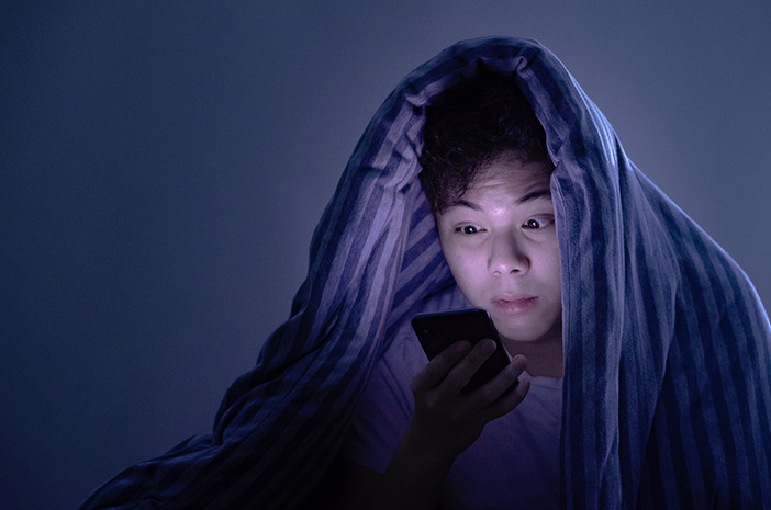 Kecanduan Film Porno vs. Kecanduan Judi Online Mana yang Lebih Berbahaya