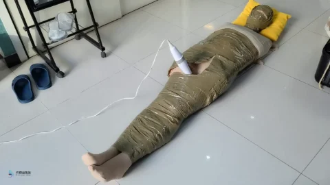 New Girl Gets Mummified And Stimulated