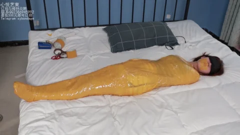 This Little Girl Tries to Become a Mummy